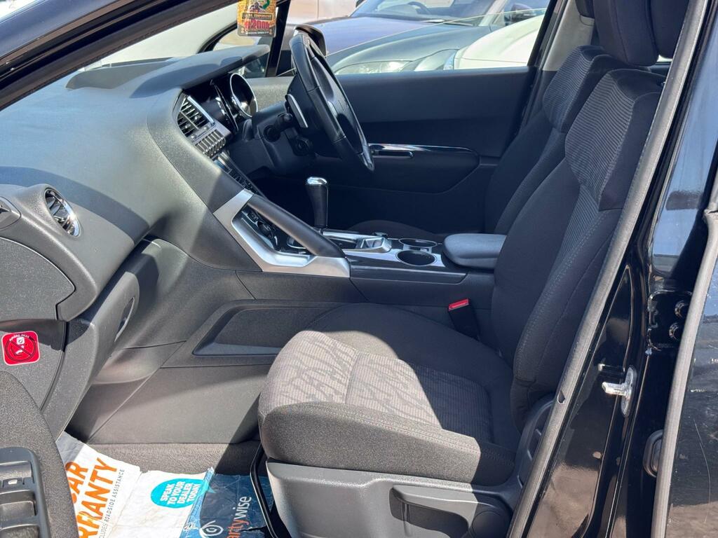 Peugeot 3008 Hatchback Brown #16