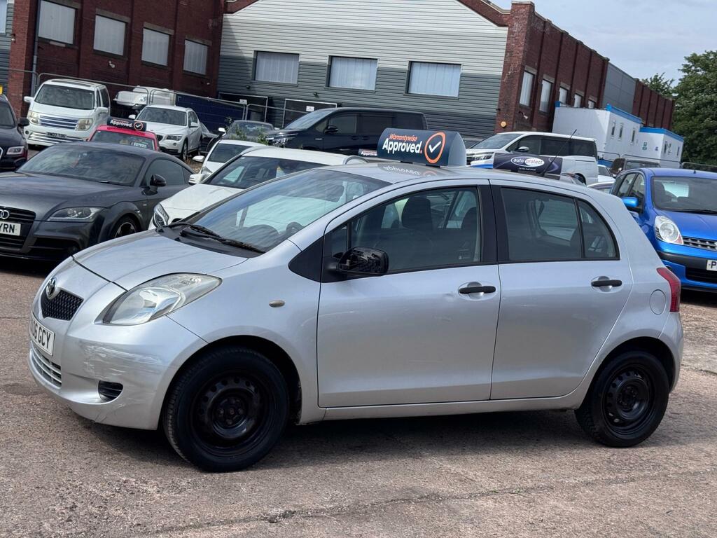 Toyota Yaris T2 Silver #5