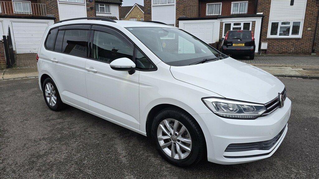 Volkswagen Touran Mpv 2015 - 2025 2016 White