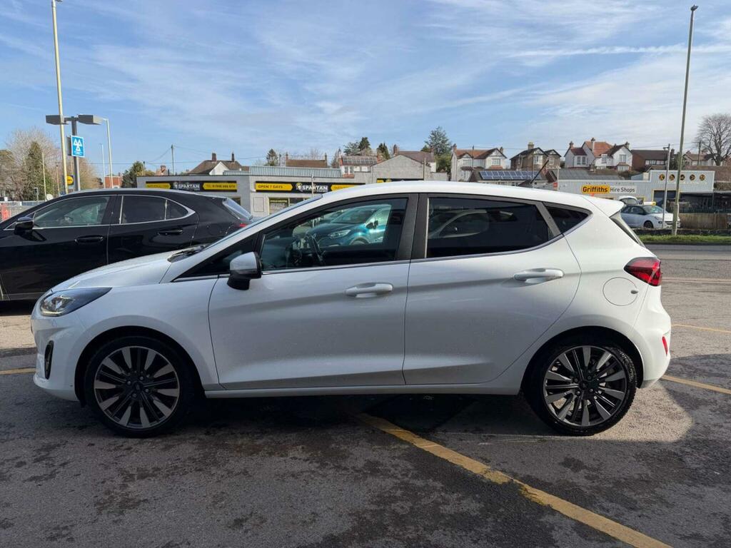 Ford Fiesta 1.0T Ecoboost Mhev Titanium Vignale Euro 6 Ss 5 MJ22NWP White #3