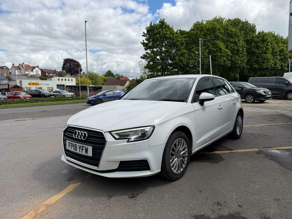 Audi A3 1.0 Tfsi Se Technik Sportback Euro 6 Ss FP18YFW White #3
