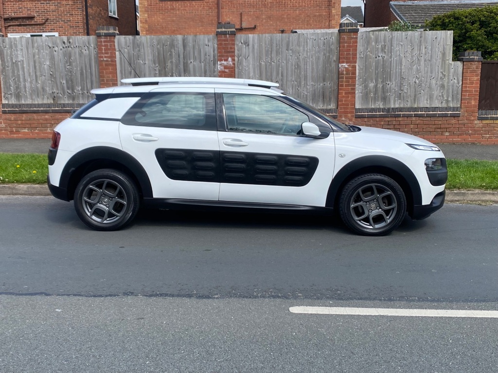 Citroen C4 Cactus 1.6 Bluehdi Feel MJ65VSD White #6