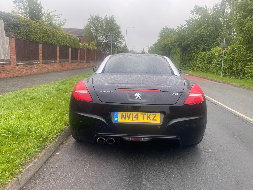 Peugeot RCZ 1.6 Thp 200 Gt Black #4