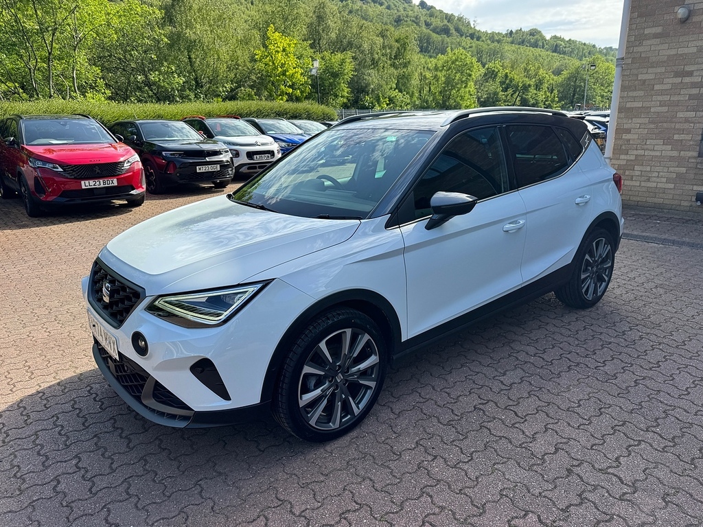 Seat Arona Tsi Fr Limited Edition YR74MVX White #6