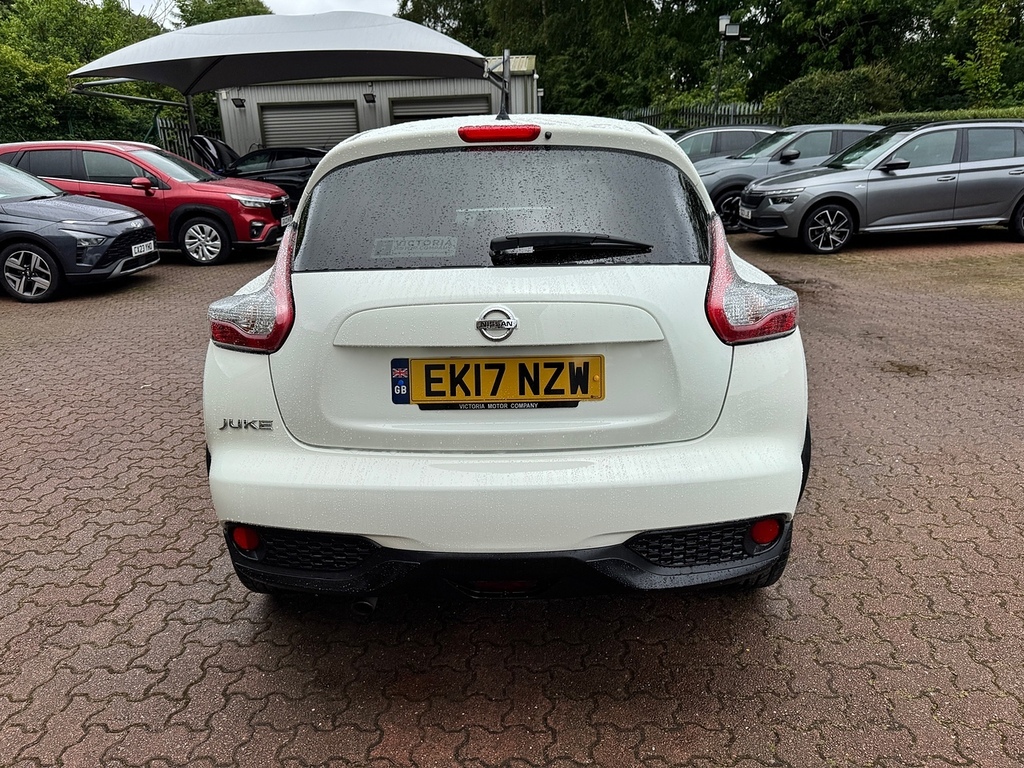 Nissan Juke Dig-t N-connecta EK17NZW White #6