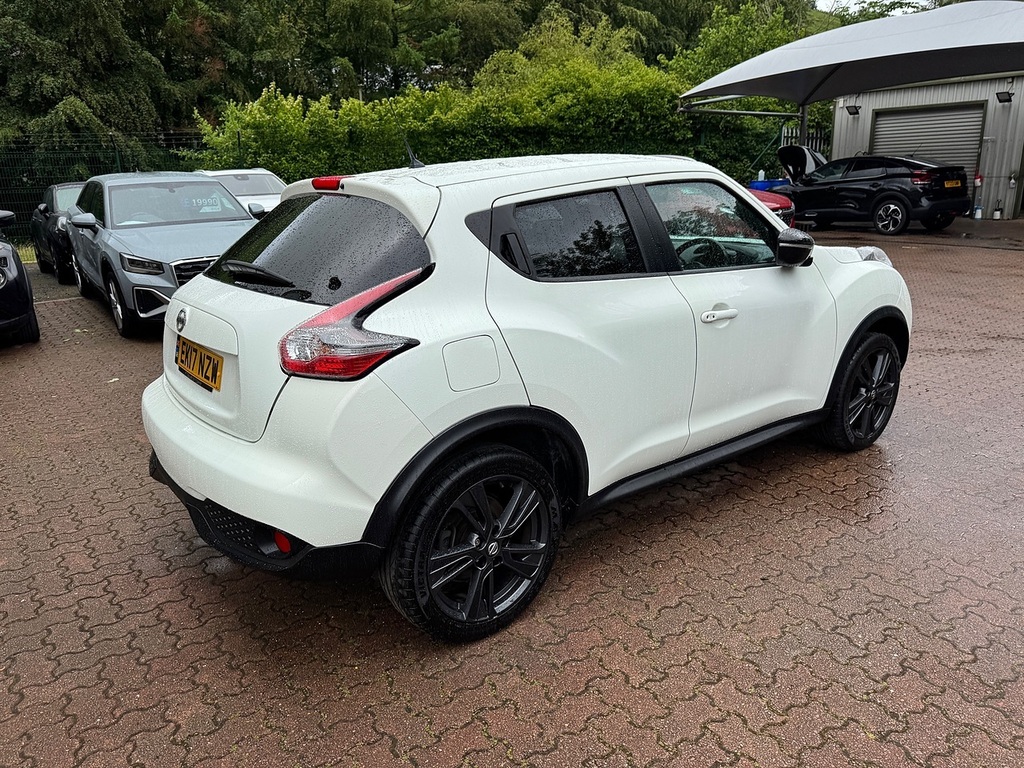 Nissan Juke Dig-t N-connecta EK17NZW White #5