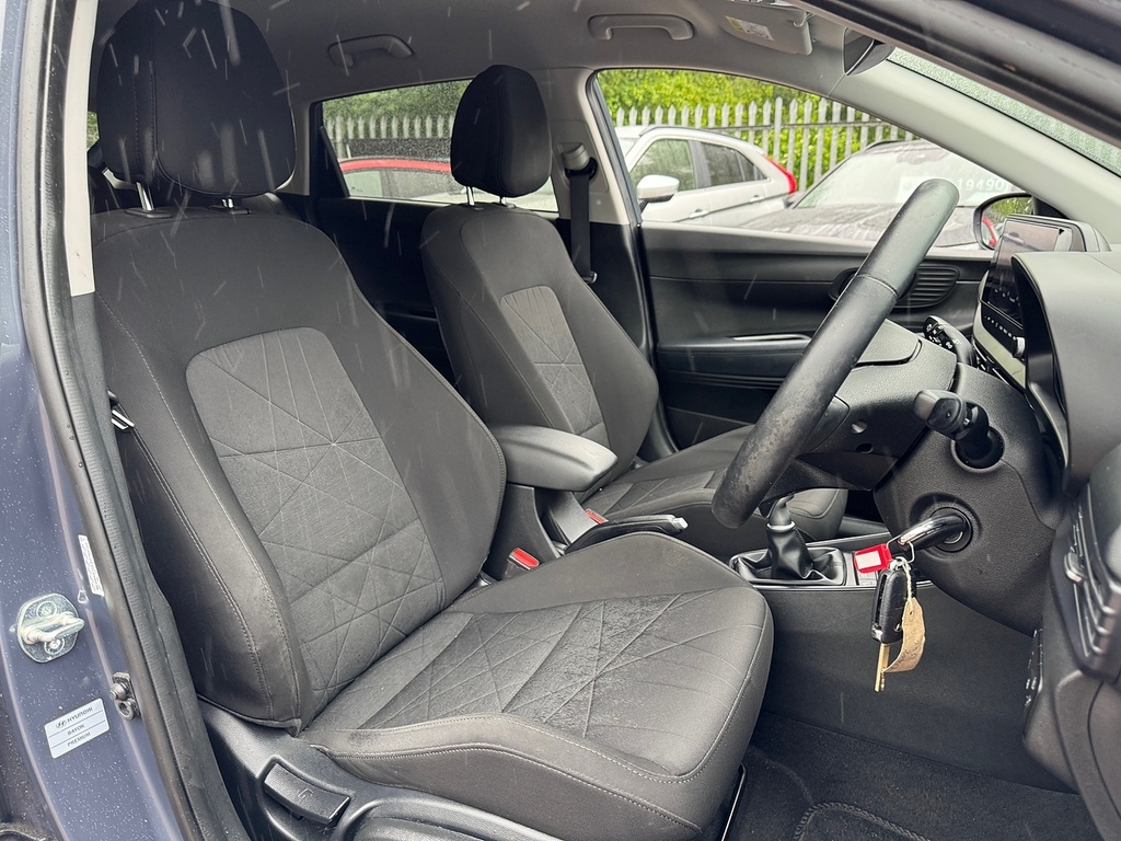 Hyundai Bayon T-gdi Mhev Premium CX23YHO Grey #2