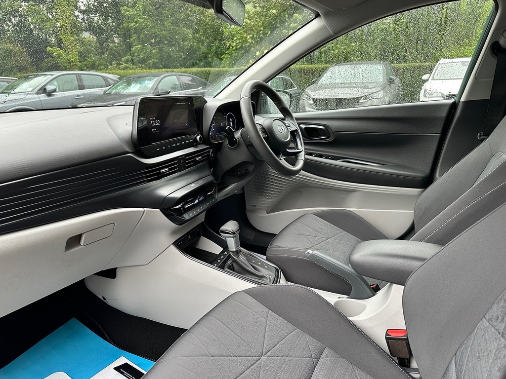 Hyundai Bayon T-gdi Mhev Ultimate DA23SYZ Green #2