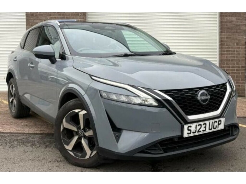 Nissan Qashqai Dig-t Mhev N-connecta Glass Roof Grey