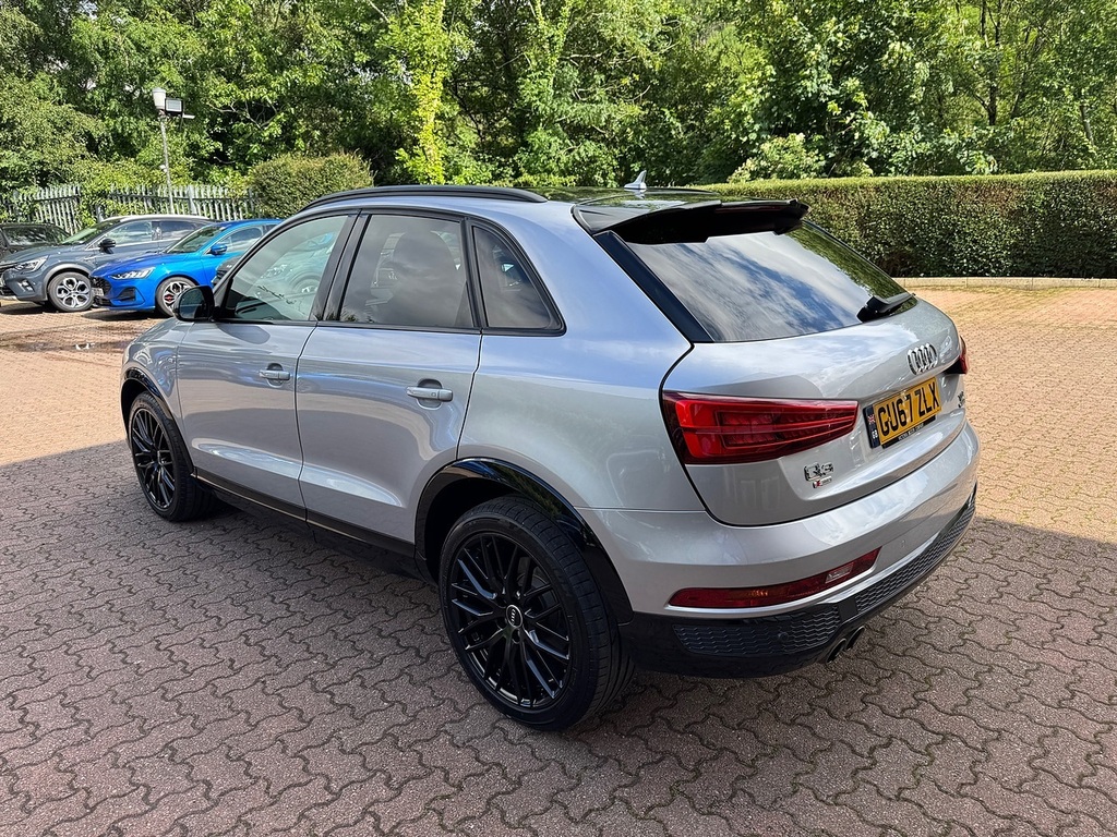 Audi Q3 Tdi Black Edition Silver #3