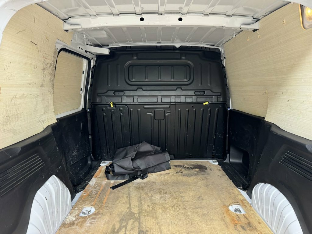 Citroen Berlingo 1.5 Bluehdi 130Ps Van Driver Eat8 #7