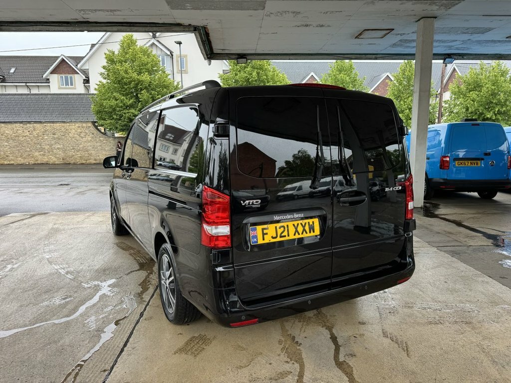 Mercedes-Benz Vito 2L Progressive Black #3
