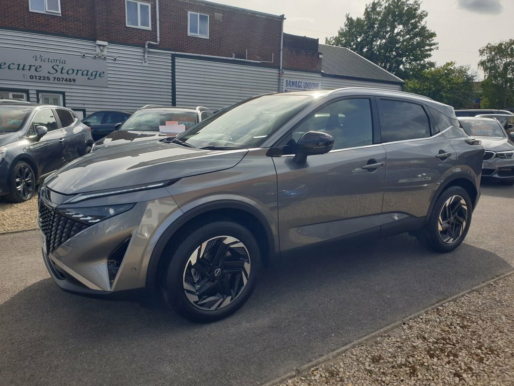Nissan Qashqai N-connecta Red #9