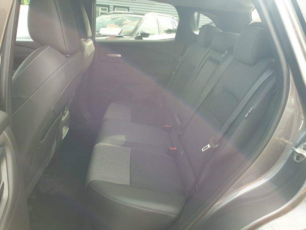 Nissan Qashqai N-connecta Red #18