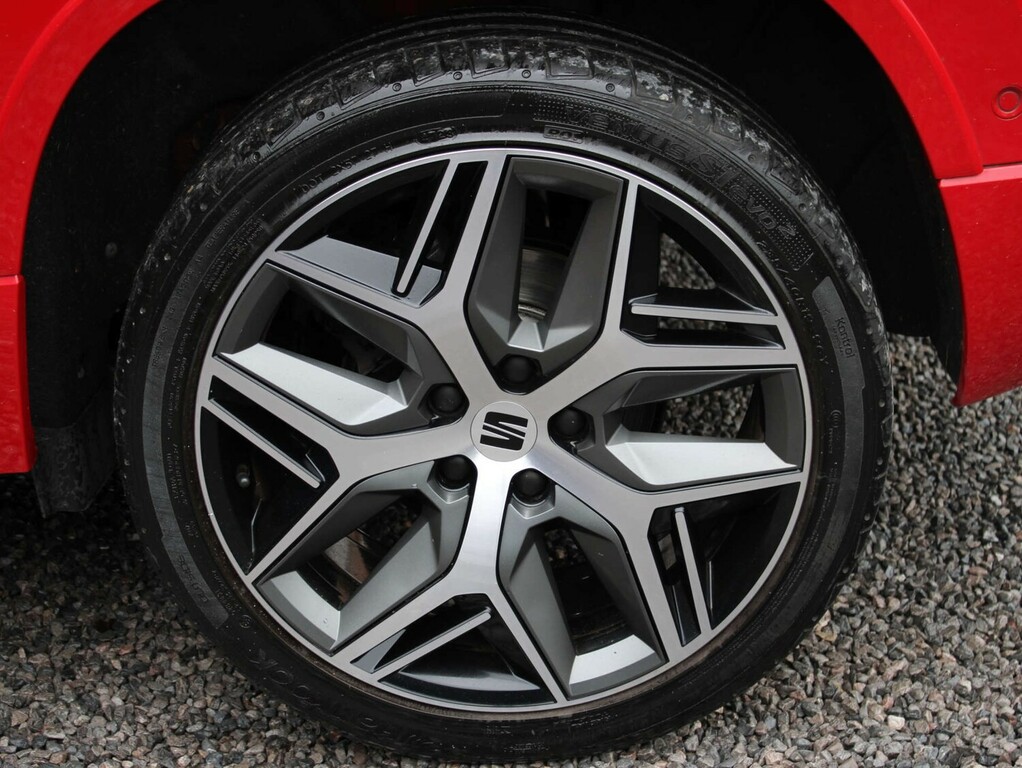 Seat Ateca 1.5 Tsi Evo Fr Sport Dsg Hatchback Red #4