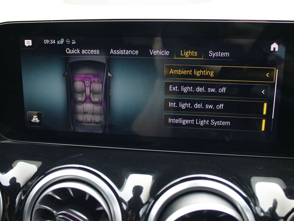 Mercedes-Benz B Class B 220 D Amg Line White #20