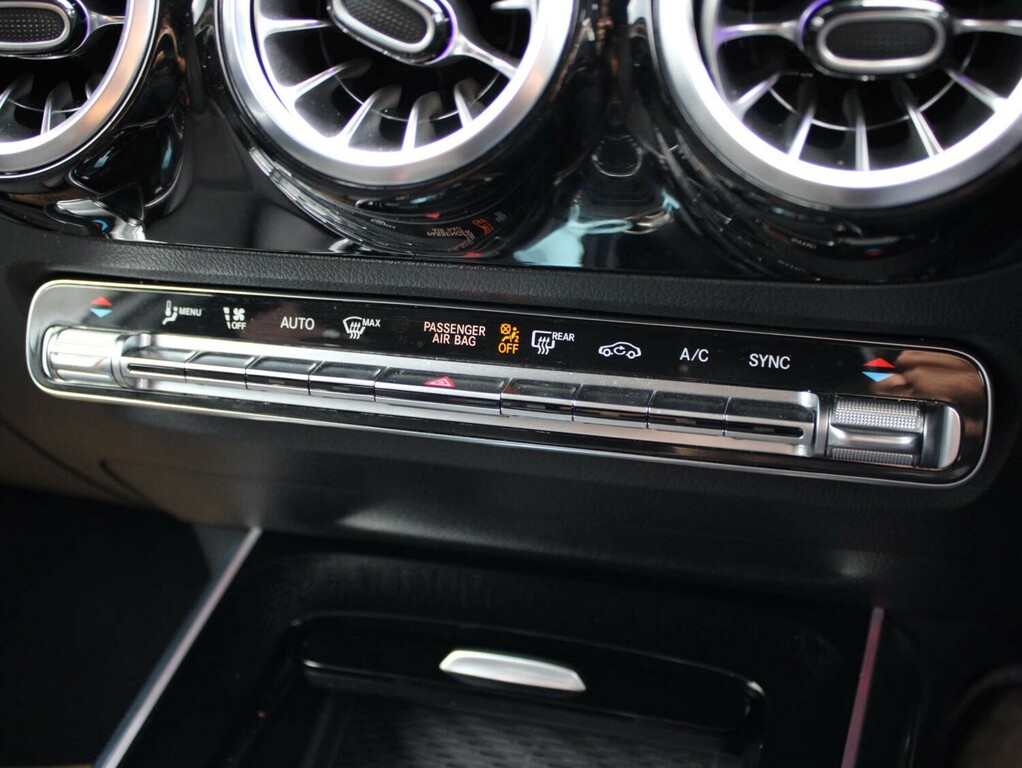 Mercedes-Benz B Class B 220 D Amg Line White #18