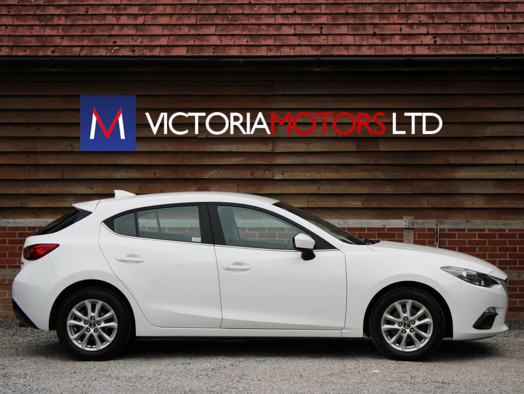 Mazda 3 2.0 Se Nav Hatchback White #4