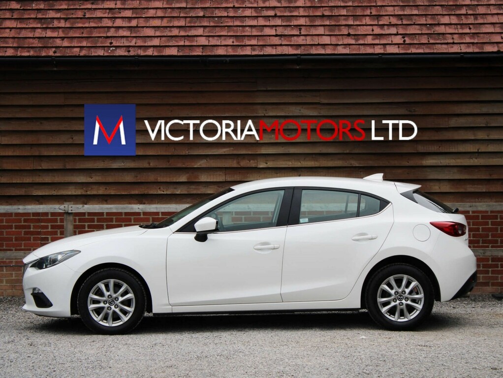 Mazda 3 2.0 Se Nav Hatchback White #2
