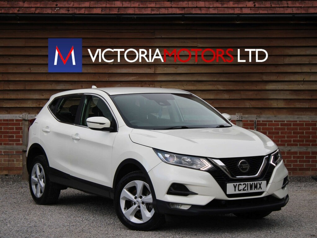 Nissan Qashqai 1.3 Dig-t 160 157 Acenta Premium Dct Hatchba White
