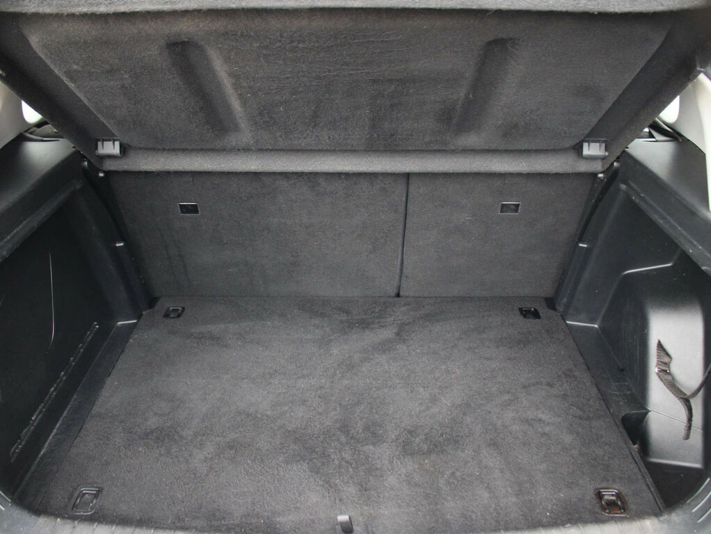 Hyundai Bayon Se Connect Silver #9