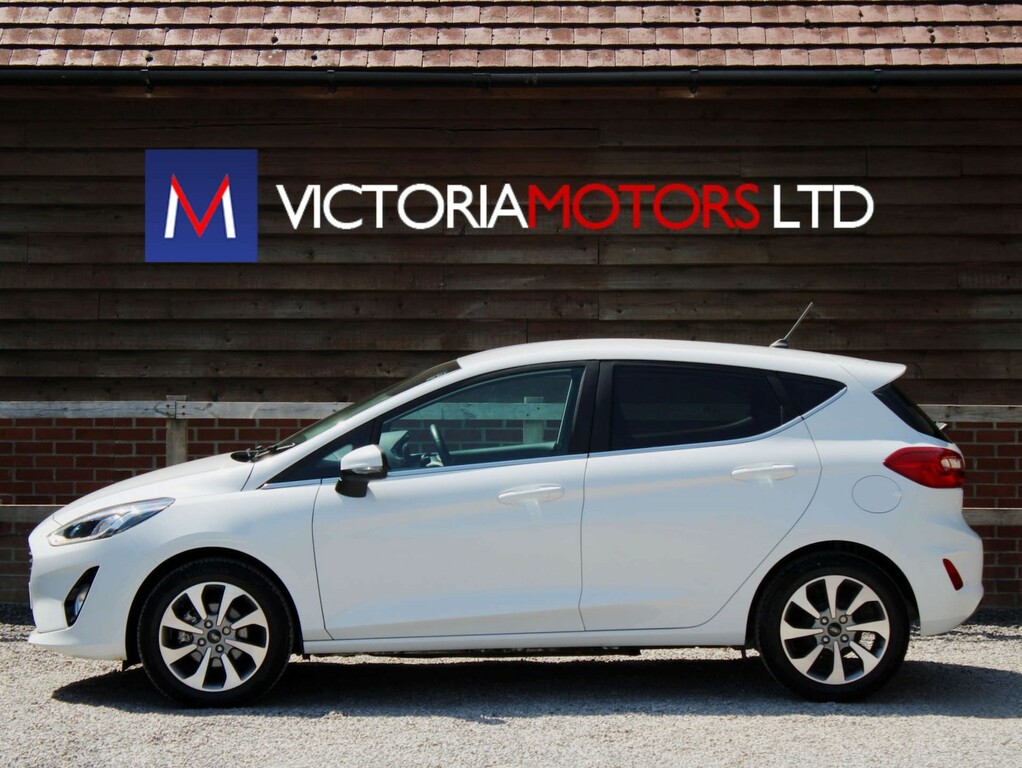 Ford Fiesta 1.1 Zetec Hatchback White #2