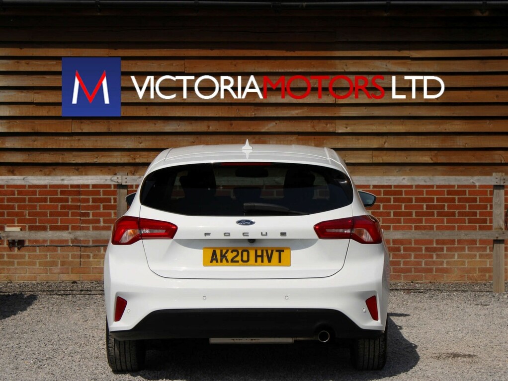 Ford Focus 1.5 Ecoblue 120 Titanium Hatchback Manu White #3