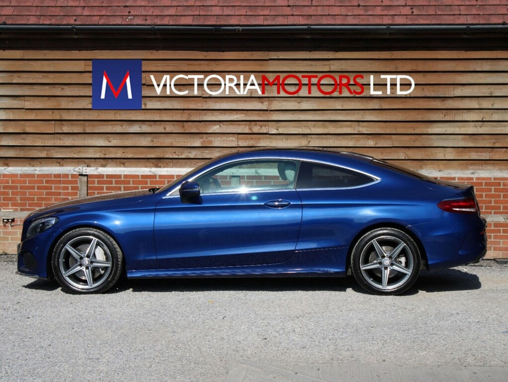 Mercedes-Benz C Class C250d Amg Line Premium Plus Coupe Blue #2