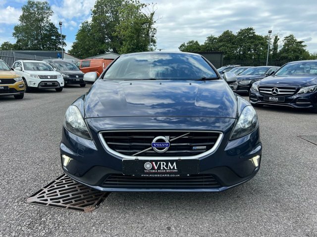 Volvo V40 D2 R-design Hatchback Blue #3