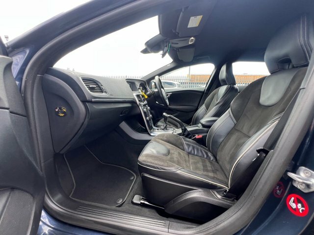 Volvo V40 Hatchback 1.6 T2 R-design Euro 5 Ss 20146 White #8
