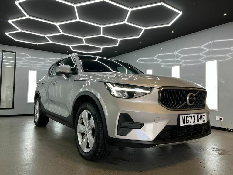 Volvo XC40 B3 Core Mhev WG73NVE Silver #2