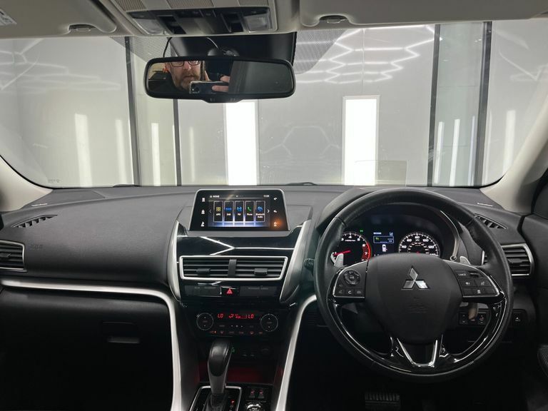 Mitsubishi Eclipse Cross   #32