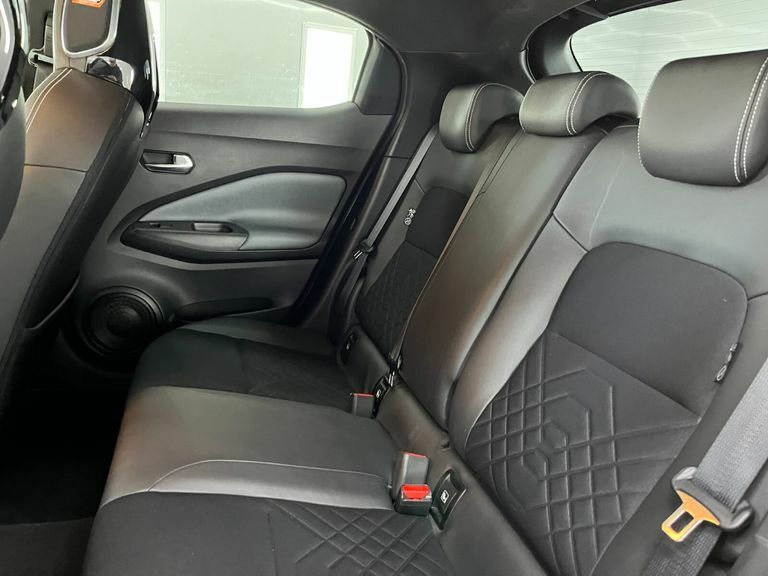 Nissan Juke Dig-t Acenta Dct Red #11