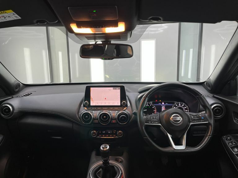 Nissan Juke Dig-t Acenta Dct Red #31