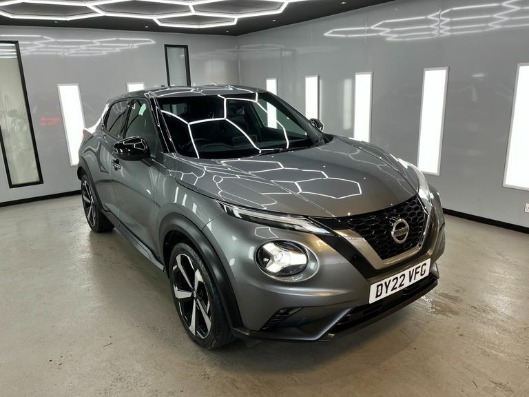 Nissan Juke Dig-t Acenta Dct Red #1