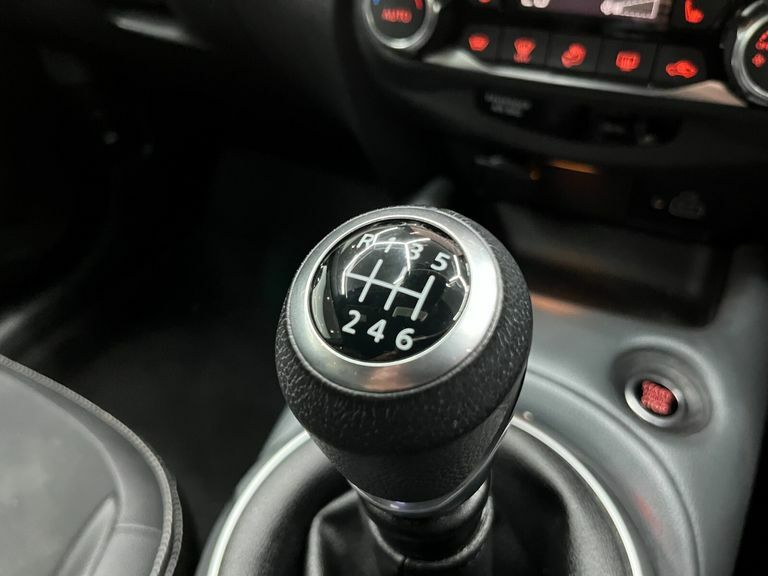 Nissan Juke Dig-t Acenta Dct Red #34