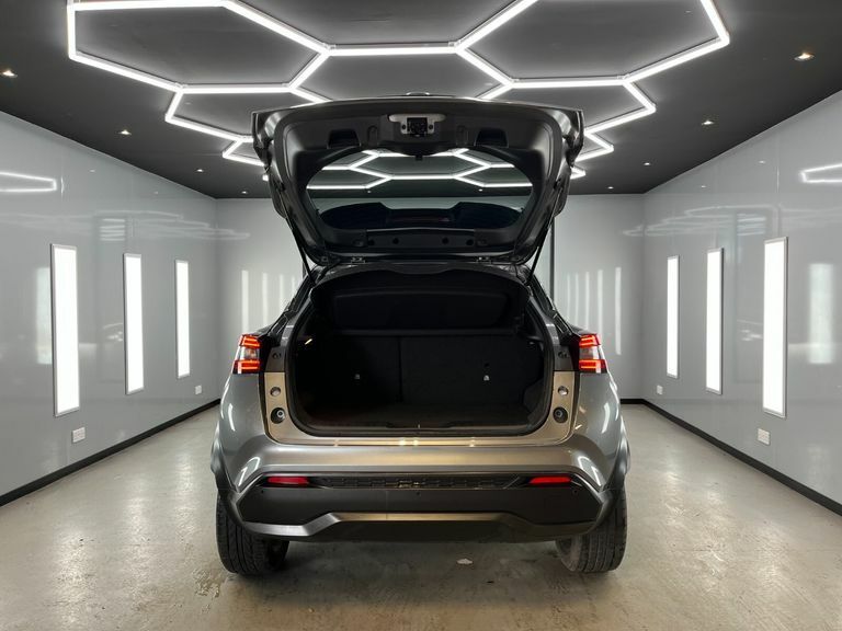 Nissan Juke Dig-t Acenta Dct Red #27