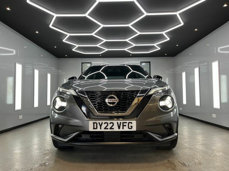 Nissan Juke Dig-t Acenta Dct Red #5