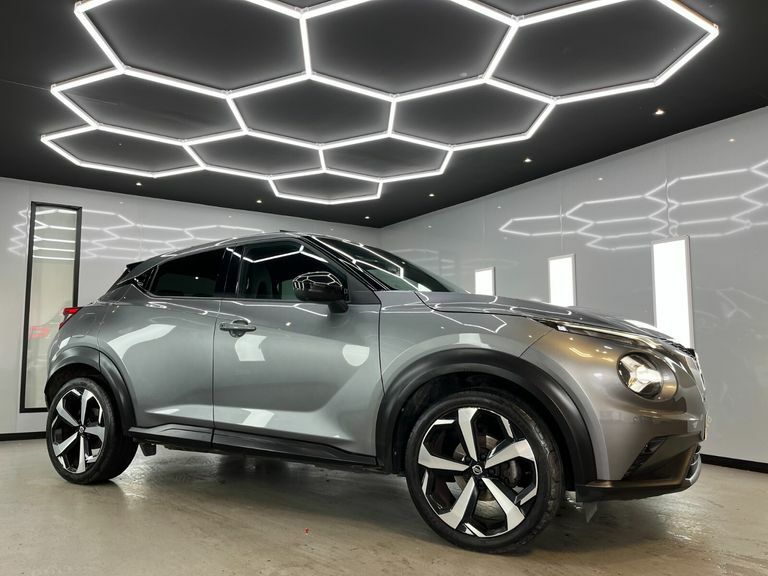 Nissan Juke Dig-t Acenta Dct Red #16