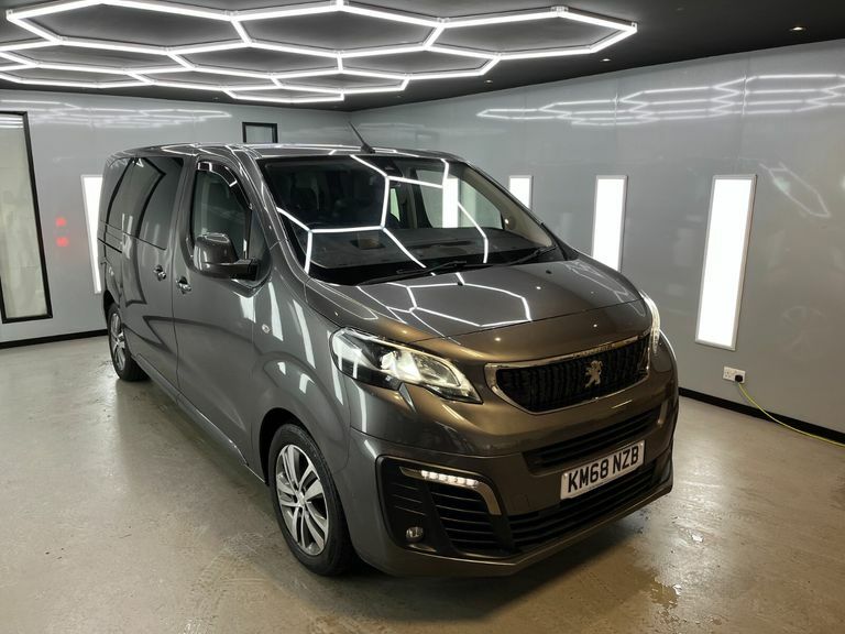 Peugeot Traveller Bluehdi Ss Allure Standard Grey