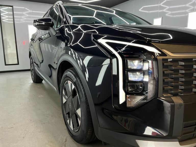 Kia Sportage Pure Black #3