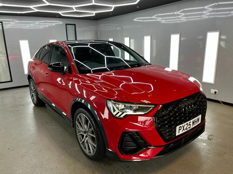 Audi Q3 Sportback Tfsi S Line Black Edition Red