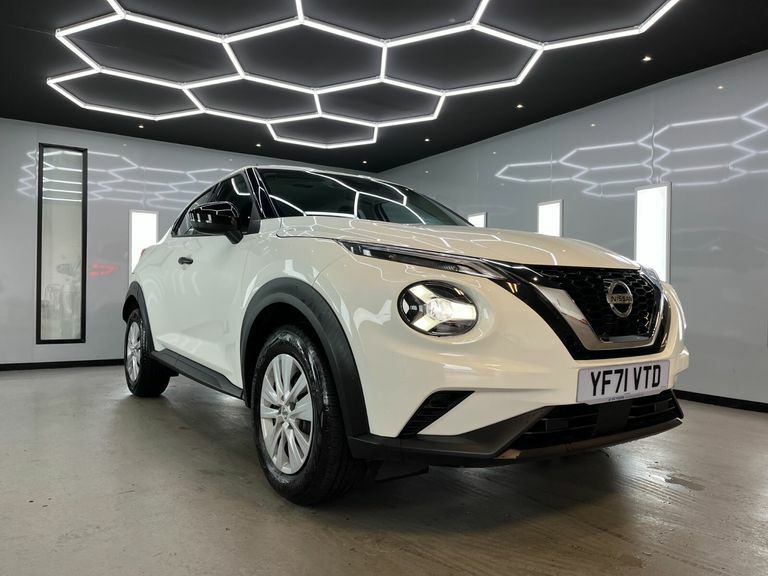 Nissan Juke Dig-t Visia YF71VTD White #2