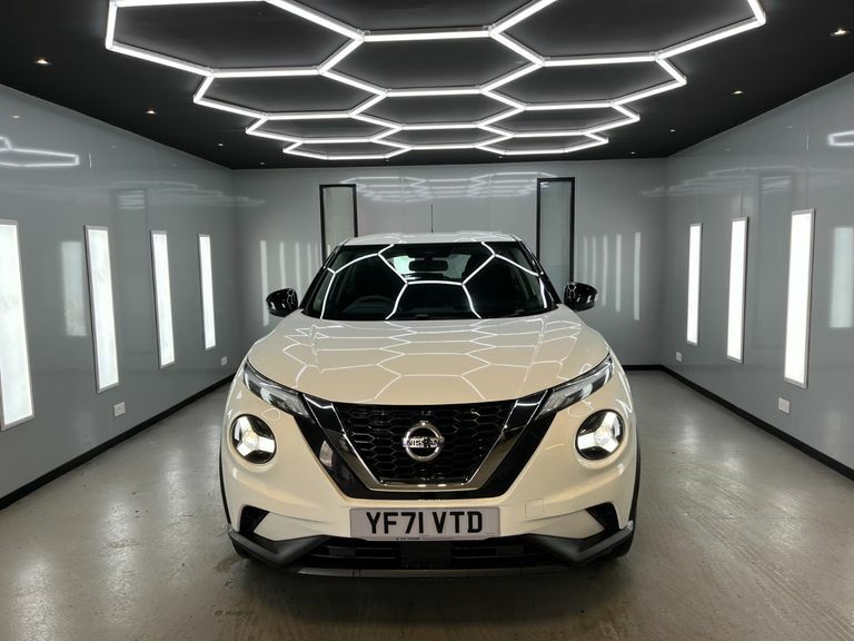 Nissan Juke Dig-t Visia YF71VTD White #4