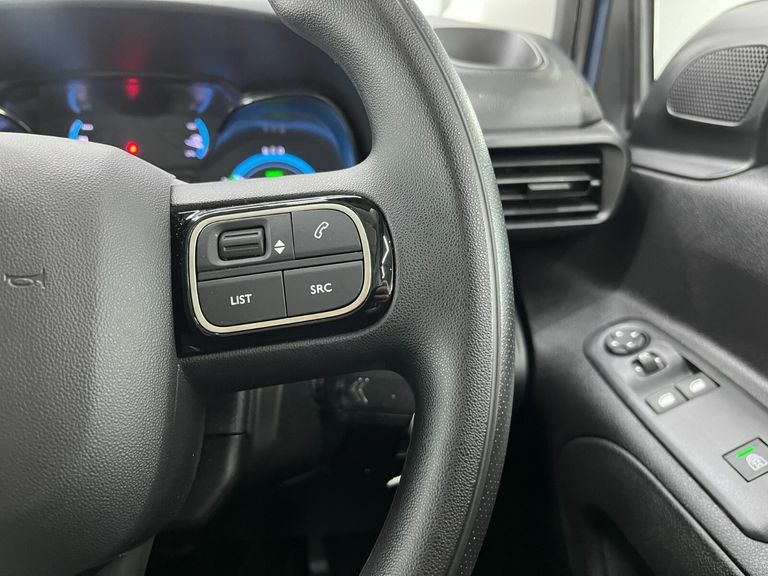 Citroen e-Berlingo 52Kwh Plus M 7.4Kw Charger White #38