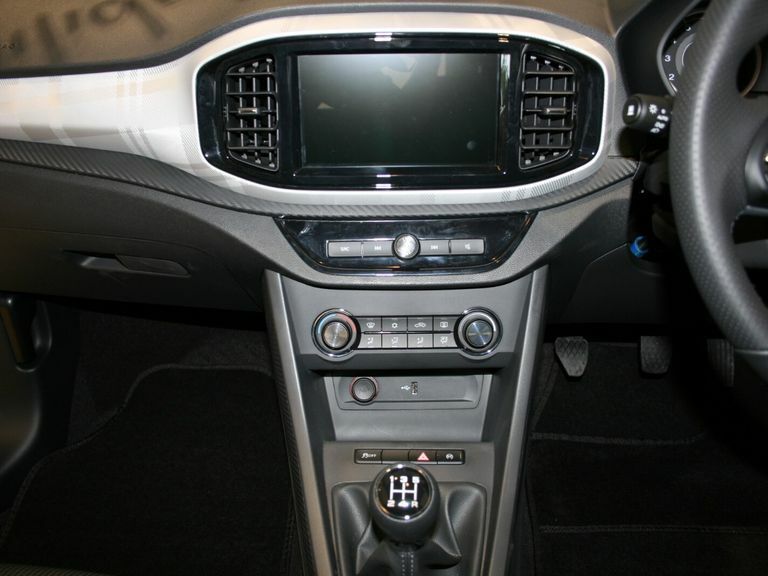 MG MG3 Exclusive Nav Vti-tech White #3