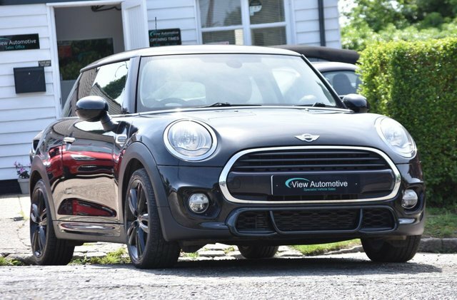 Mini Hatch Cooper Hatchback SB67VTG Black #3