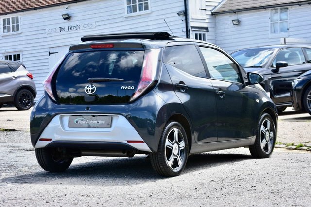 Toyota Aygo Vvt-i X-clusiv Hatchback AX16TLV Grey #6