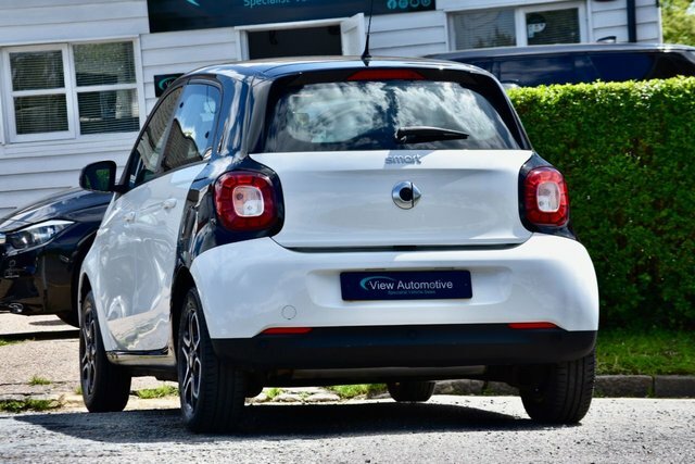 Smart Forfour Prime Premium Plus Hatchback White #2