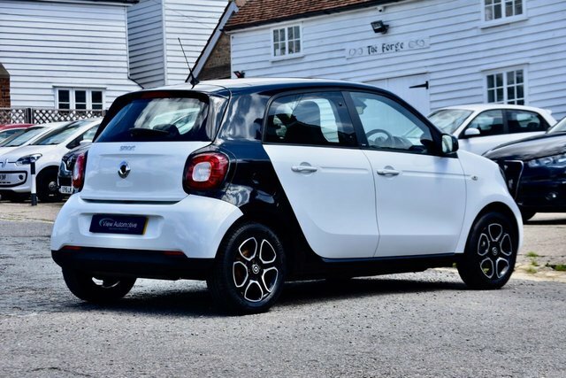 Smart Forfour Prime Premium Plus Hatchback White #4
